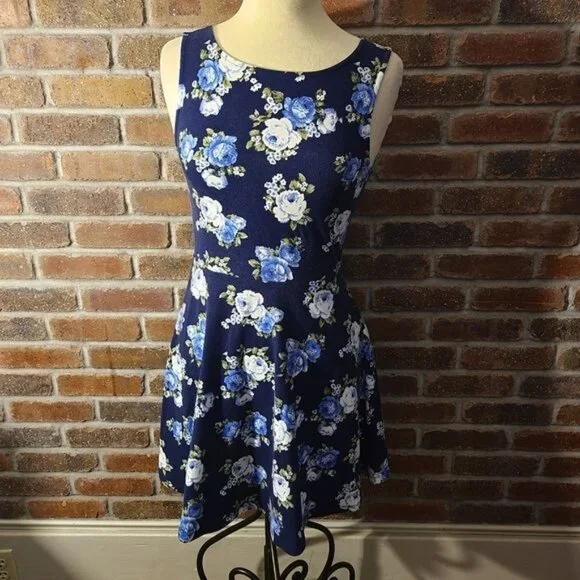 green emerald velvet dress Ditsy Floral Ruffle Mini Dress